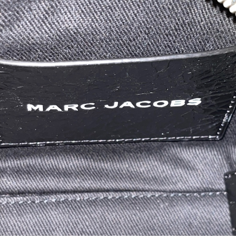 Marc Jacobs The Shiny Crinkle Micro Tote Crossbody Bag - Black - Picture 7 of 9